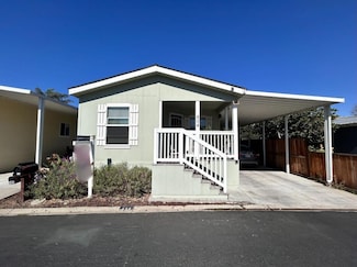 404 Pinefield Rd, San Jose, CA 95134