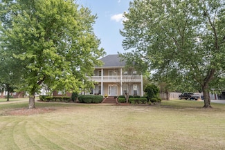 106 Afton Dr, Corinth, MS 38834