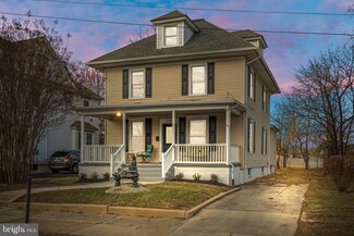 215 Vanneman Ave, Swedesboro, NJ 08085