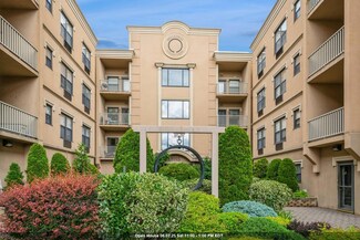 8915 Bergenwood Ave Unit 48, North Bergen, NJ 07047