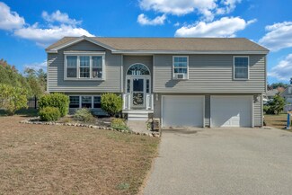 3 Misty Meadows Dr, Biddeford, ME 04005