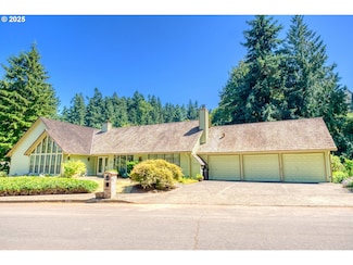 2626 Wakerobin Ct, West Linn, OR 97068