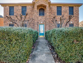 317 Trees Dr, Cedar Hill, TX 75104