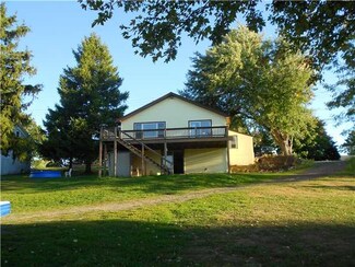 4757 Ridge Rd, Williamson, NY 14589