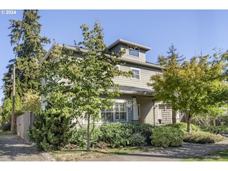 3031 NE Jarrett St, Portland, OR 97211