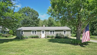 124 Newell Rd, Yarmouth, ME 04096