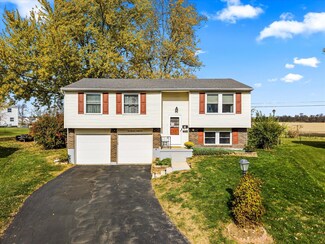 136 Wickham Farm Cir, Union, OH 45322