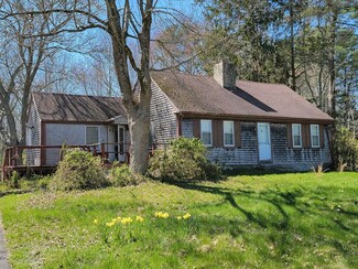 486 Hixville Rd, North Dartmouth, MA 02747
