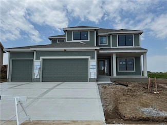1912 Longview Dr, Liberty, MO 64068