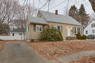 111 E Commonwealth Dr, Portland, ME 04103