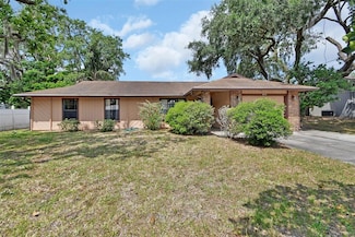 416 N Blue Lake Terrace, Deland, FL 32724