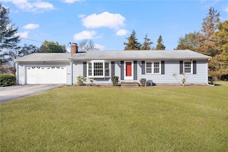 97 Arrow Ln, North Kingstown, RI 02852