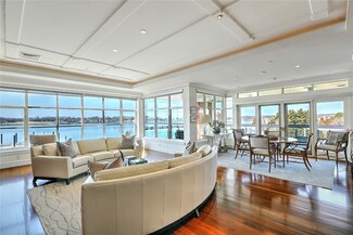 345 Thames St Unit 210, Bristol, RI 02809