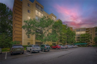 1800 Clairmont Lake Unit 310, Decatur, GA 30033