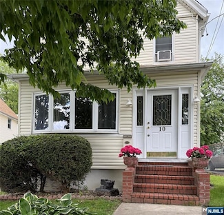 10 Christie St, Ridgefield Park, NJ 07660