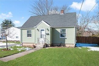 18 City View Pkwy, Johnston, RI 02919