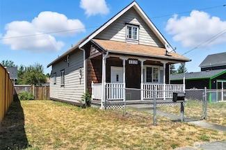 1215 S 16th St, Tacoma, WA 98405