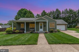 1293 Kingsley Rd, Camp Hill, PA 17011