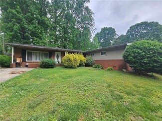 4004 S Fremont Dr, Greensboro, NC 27407