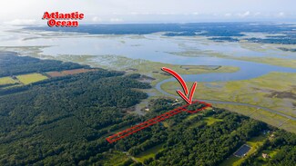 7629 White Point Rd, Hollywood, SC 29449