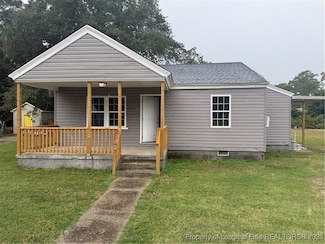 128 Johnson St, Red Springs, NC 28377