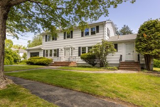 18 Pya Rd, Portland, ME 04103
