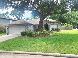 18389 Ten Oaks Ct, Porter, TX 77365