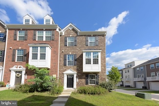 9912 Vista Pointe Dr, Upper Marlboro, MD 20774