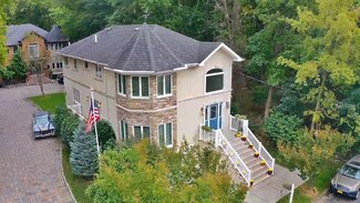 345 Sprague Ave, Staten Island, NY 10307