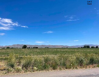 2 Griffin Loop, Carey, ID 83320