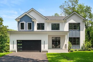 66 Oakcrest Rd, Needham, MA 02492