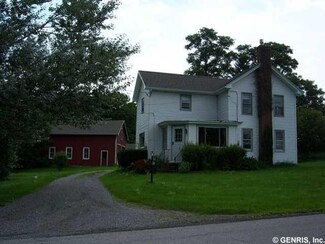 6983 Cole Rd, Le Roy, NY 14482