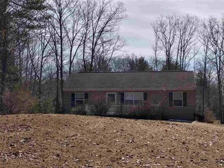 51 Nutter Cir, Center Barnstead, NH 03225
