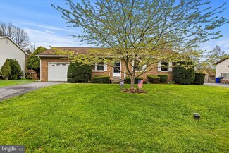 8219 Morning Dew Ct, Frederick, MD 21702