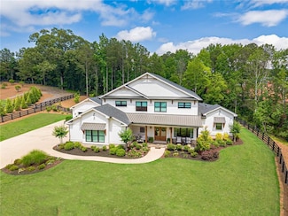 6301 New Bethany Rd, Buford, GA 30518