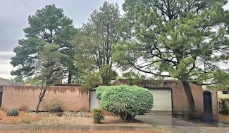 1405 Field Dr NE, Albuquerque, NM 87112