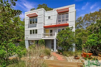 1111 Laurel Ave, Tybee Island, GA 31328