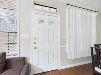 2300 Leon St Unit 205, Austin, TX 78705