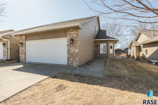 7219 S Witzke Place, Sioux Falls, SD 57108
