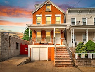 9 E 15th St, Bayonne, NJ 07002