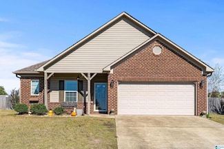 961 Alise Cir, Fultondale, AL 35068
