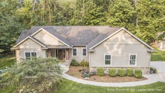 13051 40th Ave, Marne, MI 49435