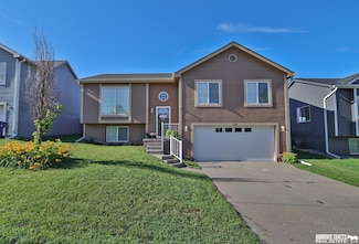 16931 Browne St, Omaha, NE 68116