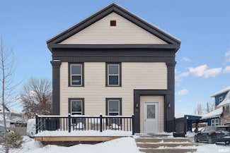 707 W Platt St, Maquoketa, IA 52060