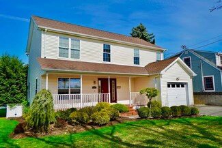 267 Mount Pleasant Ave, Wallington, NJ 07057