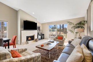 371 Muirfield Dr, Palm Desert, CA 92211