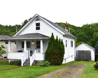 117 Oregon Ave, Vandergrift, PA 15690