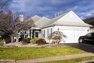 2 Glasdale Ct, Manchester, NJ 08759