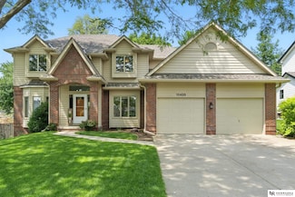10428 Monroe St, Omaha, NE 68127