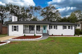 105 Merrimont Dr, Bessemer, AL 35023